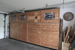 Ki Korpus mit Sockel.jpg Ki Korpus mit Sockel.jpg