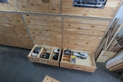 Laden 5.jpg Laden 5.jpg