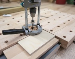 6_Bohrständer_untergelegt 2.jpg 6_Bohrständer_untergelegt 2.jpg