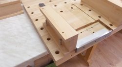 1_Füße positionieren.jpg 1_Füße positionieren.jpg