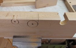 6_Löcher sägen.jpg 6_Löcher sägen.jpg