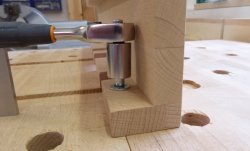 9_erste Fußmontage.jpg 9_erste Fußmontage.jpg