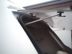 fenster offen links.jpg