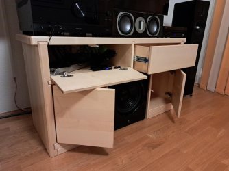 Sideboard - alles offen.jpg
