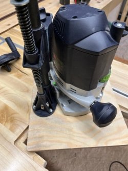 4Frästisch Festool Lift 2.jpg