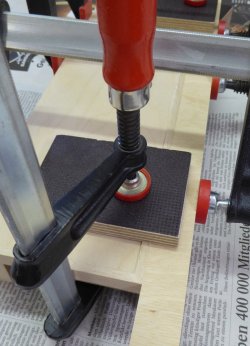 10_Gehrung_leimen.jpg 10_Gehrung_leimen.jpg