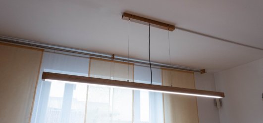 Lampe ESS 02.jpg Lampe ESS 02.jpg