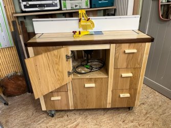 Frästisch Tür.jpg