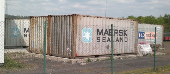 20_Fuß_alte_Container.jpg