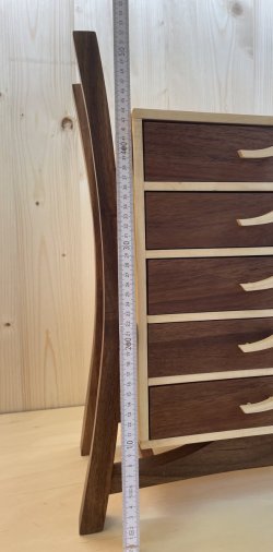 Schmuckschrank 6 größe.jpg