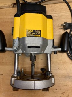 Dewalt 625 (4).jpeg