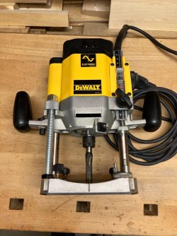 Dewalt 625 (1).jpeg