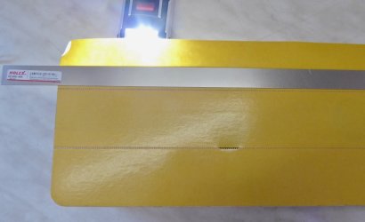 2 Klebeband schneiden.jpg 2 Klebeband schneiden.jpg