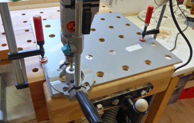 9 Löcher in Vorderzange.jpg 9 Löcher in Vorderzange.jpg