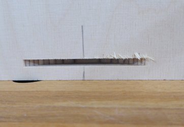 05_Unterkante geritzt.jpg