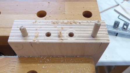 10_Dübel in Stütze.jpg