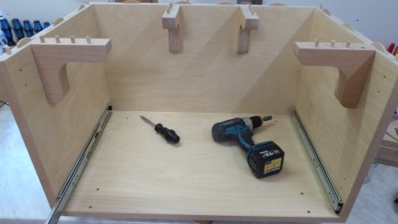 39_Montage_Auszüge.jpg 39_Montage_Auszüge.jpg