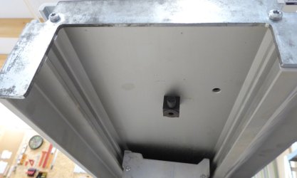 04_Anschlag Tisch vorne.jpg