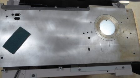 09_Gußtisch teilgereinigt.jpg