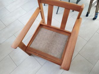 Sessel mit Armlehne (8).jpeg