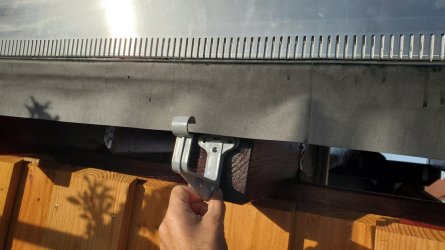 dachrinnenhalter.jpg
