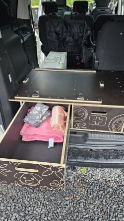 1000104985.jpg 1000104985.jpg