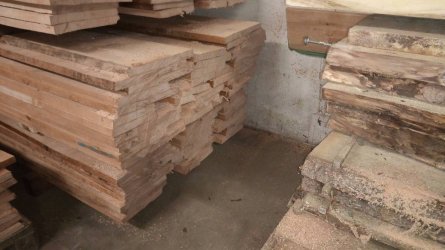 holz.jpg