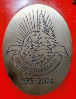 1000031923.jpg 1000031923.jpg