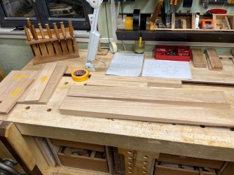 kleiner Schrank Holzteile.jpg