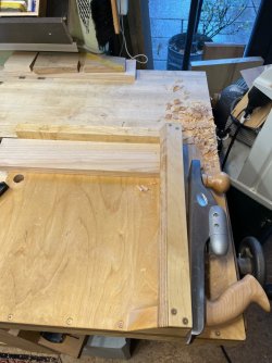 kleiner Schrank Winkel.jpg