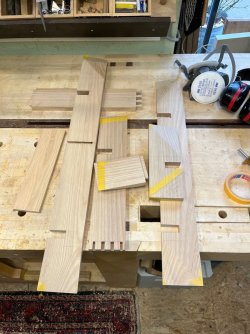 kleiner Schrank Teile.jpg