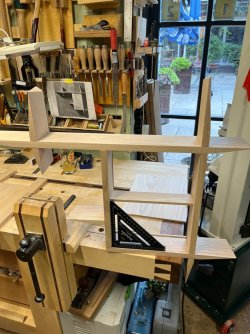 kleiner Schrank .jpg