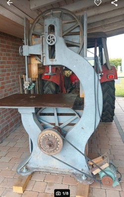 Kippmechanismus und Keilrimenantrieb.jpg