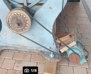 Kippmechanismus und Keilrimenantrieb Spannvorrichtung.jpg