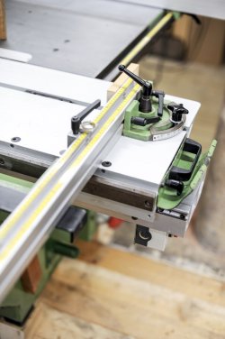 anschlag1.jpg anschlag1.jpg