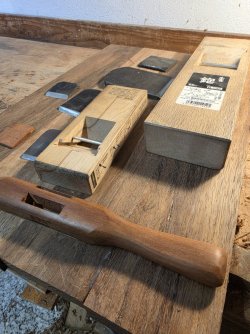 Suche Japanische Hobel aller Art.