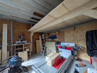 boden-fuer-das-Holzlager-fertig.jpg boden-fuer-das-Holzlager-fertig.jpg