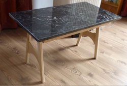 Beistelltisch Marmor 2018_06_29.jpg