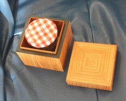 kästchen1.c.jpg kästchen1.c.jpg