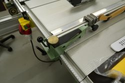 Parallelanschlag1.jpg Parallelanschlag1.jpg