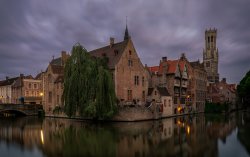 Bruges 4 o'clock in the morning.jpg