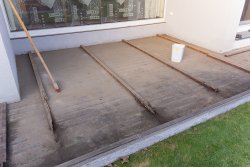 Linke Terrasse2 red.jpg